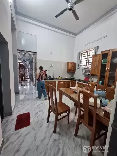 BÁN NHÀ MẶT TIỀN KINH DOANH ĐỈNH GIAO LÊ VĂN VIỆT, THỦ ĐỨC - BỀ NGANG KHỦNG 6.5M - 103 M2 - 2 TẦNG MỚI - CHỦ GẤP BÁN ĐỊNH CƯ ÚC - GIÁ 10.5 TỶ.
