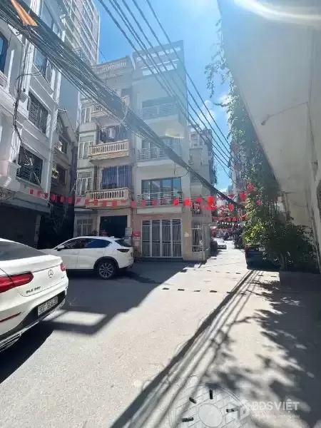 LẠC LONG QUÂN NGÕ BA GÁC-LÔ GÓC-KINH DOANH DÂN XÂY-DT 35M-6 TỶ2