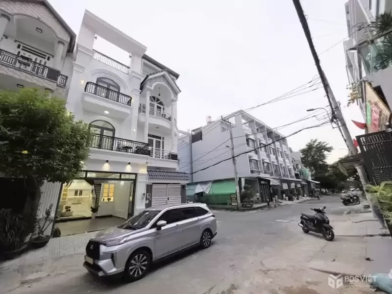 BÁN NHÀ MẶT TIỀN 10m, NHÀ BÈ: KINH DOANH NGAY, SỔ ĐỎ TRAO TAY!
