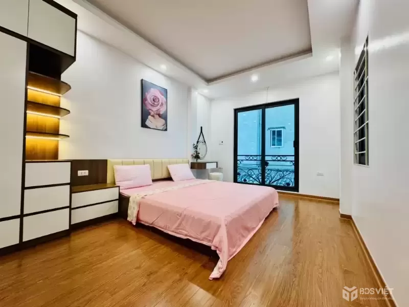 ĐỘI CẤN 10M RA PHỐ-NỞ HẬU-DT 35M x 4 TẦNG,MẶT TIỀN 4,5M GIÁ 7 TỶ 8