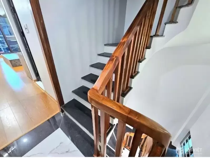ĐỘI CẤN 10M RA PHỐ-NỞ HẬU-DT 35M x 4 TẦNG,MẶT TIỀN 4,5M GIÁ 7 TỶ 8