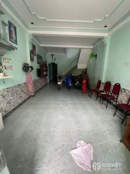 Bán nhà hẻm lớn 10m Đường Âu Cơ, Phường , ngang 4.2m – 3PN