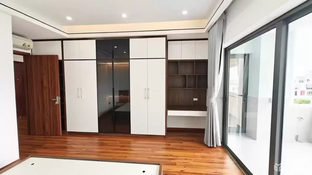 CĂN HỘ TRẦN THÁI TÔNG-DT 120M-3 NGỦ LÔ GÓC-FULL NỘI THẤT-9 TỶ 300
