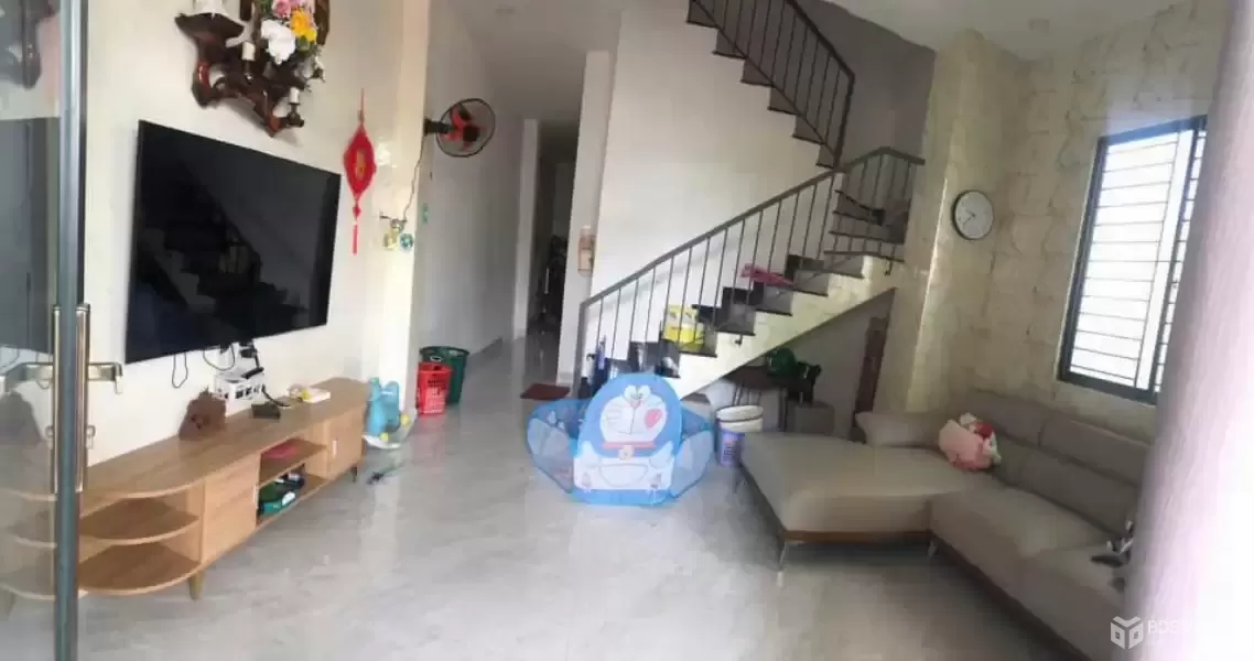 Nhà Xóm Hạ gần chợ Vĩnh Thái, đường ô tới