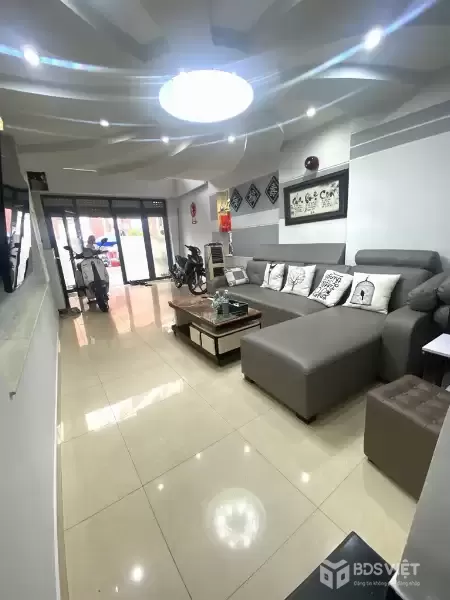 Siêu Hiếm - Bán nhà Hẻm Rộng 12M Khu VIP Lê Văn Sỹ Q3, 6 Tầng, MT rộng thoáng,  Vị trí đắc địa