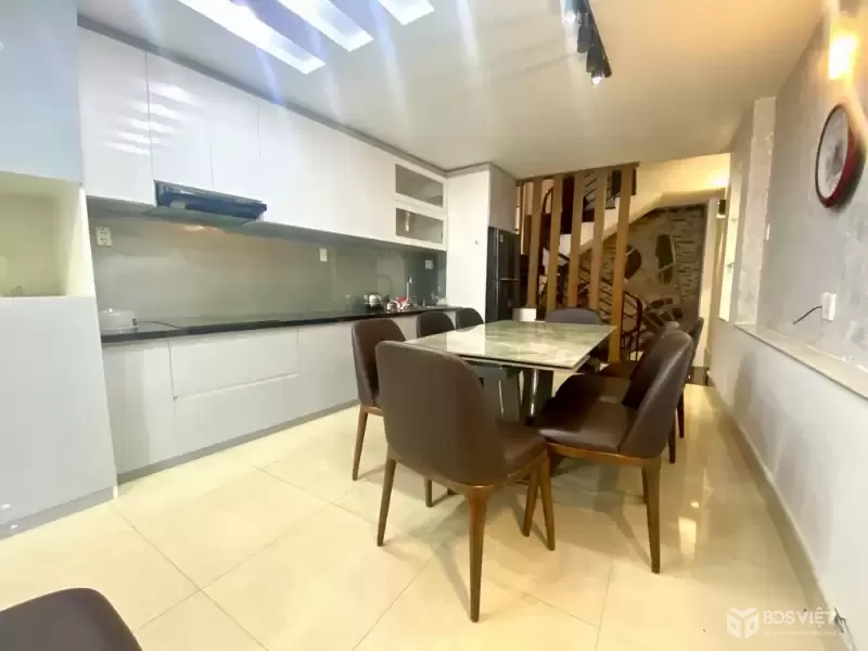 Siêu Hiếm - Bán nhà Hẻm Rộng 12M Khu VIP Lê Văn Sỹ Q3, 6 Tầng, MT rộng thoáng,  Vị trí đắc địa