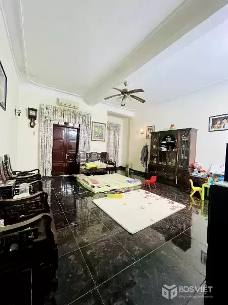 VỪA Ở VỪA CHO THUÊ – DÒNG TIỀN ỔN – PHÂN LÔ – GARA – VỊ TRÍ ĐẮC ĐỊA