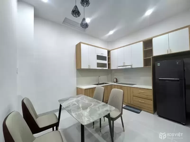 Nhà mới đẹp 3 tầng đường B5- TĐC KĐT VCN Phước Hải - phường Nam Nha Trang chỉ 6tỷ650tr
