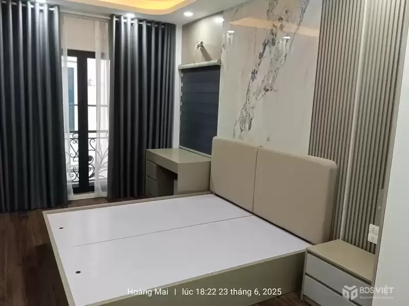 Tuyệt phẩm Tân Mai 5 tầng  36m2  - 7.68 tỷ. Sổ đỏ trao tay