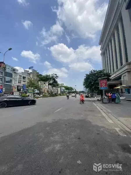 Bán nhà 2 mặt phố Xã Đàn – Đê La Thành – 120m2-7 tầng TM, vỉa hè rộng - chỉ 76.9 tỷ