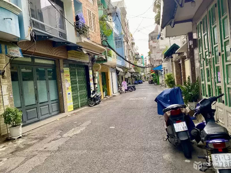 Bán nhà C4 Khu VIP Lê Văn Sỹ PN, DT 89m², tiện xây mới - 9.15 TỶ