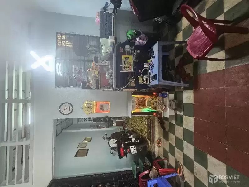 Bán nhà C4 Khu VIP Lê Văn Sỹ PN, DT 89m², tiện xây mới - 9.15 TỶ