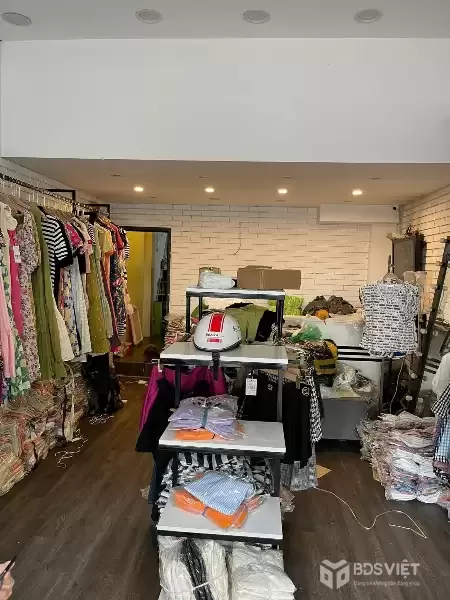 Lô góc mặt phố Đại La 100m² mặt tiền 4.6m sổ vuông nở hậu, vỉa hè đá bóng Kd Đỉnh chỉ 52 tỷ