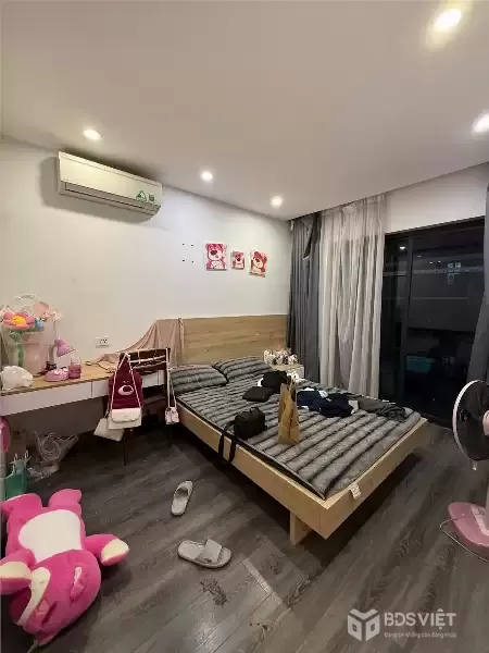 Tìm căn hộ 3PN đẹp, full nội thất, có sổ đỏ & slot ô tô?
Căn này tại Goldmark City chắc chắn sẽ khiến bạn ưng ngay từ lần xem đầu tiên!