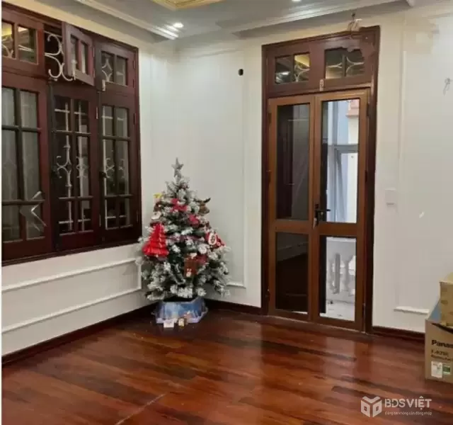 Bán Biệt thự Bùi Xuân Phái, lô góc, 200m2, khu Vip quan chức ở, giá 72 tỷ