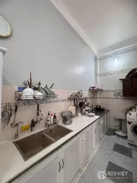 Căn nhà đẹp hẻm Thông Dã Tượng và Hoàng Diệu, cách Biển chỉ 300m.