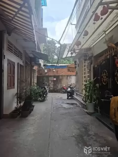 Nhà Đường Trần Bình Trọng Quận 5 Phường 2 Cũ.