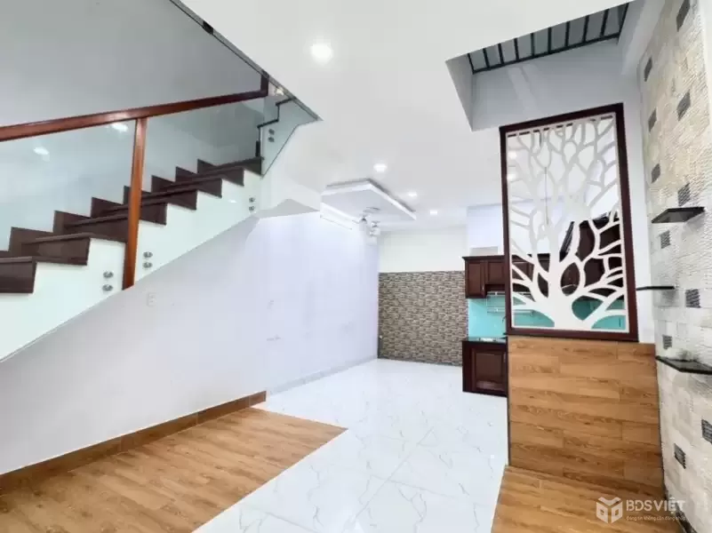 BÁN NHÀ 4 TẦNG HIỆP BÌNH - HIỆP BÌNH CHÁNH - THỦ ĐỨC - HẺM XE HƠI - KHU PHÂN LÔ - 72M2 - CHỈ 8.8 TỶ.