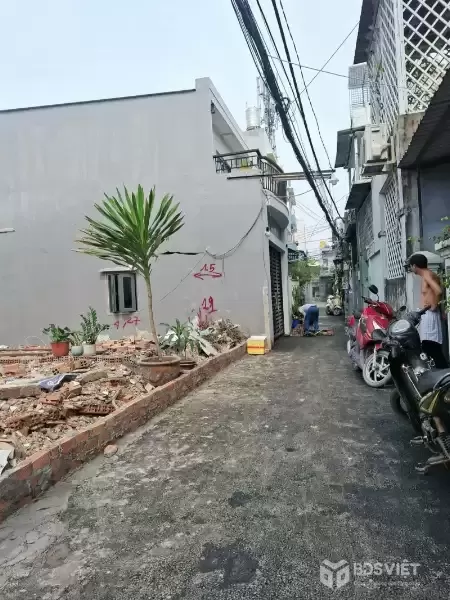 BÁN ĐẤT LÔ GÓC 2 MẶT HẺM - ĐƯỜNG 38 HIỆP BÌNH CHÁNH - THỦ ĐỨC - 55M2- ĐƯỢC XÂY 1 TRỆT 2 LẦU 1 TUM - CHỈ 4.4 TỶ.