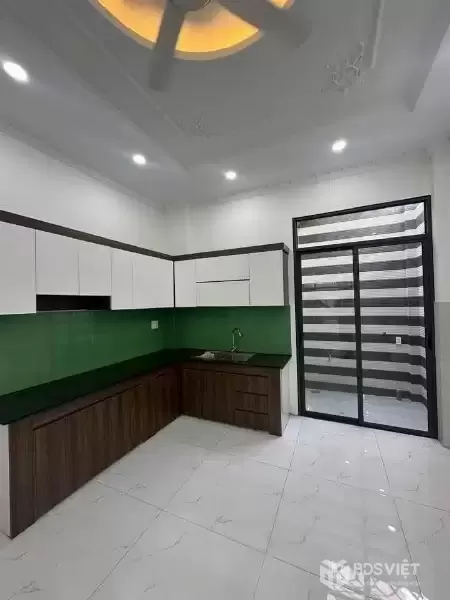 Bán Nhà Mặt Phố Đào Tông Nguyên, Nhà Bè – 4x20m, 4 Tầng, Sổ Đỏ, Giá Chỉ 6.8 Tỷ