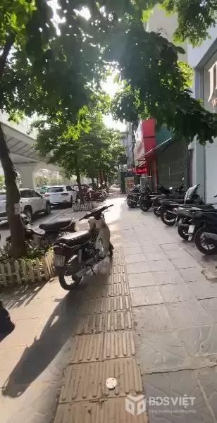 BÁN GẤP! Lô Góc Đẹp Nhất Phố Minh Khai, 110m² MT 4.8m, Chỉ 52 Tỷ.