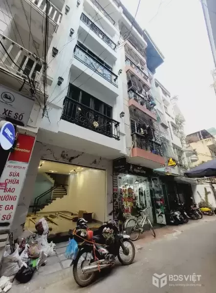 Bán nhà 5 tầng, ô tô đỗ cửa – Ngõ thẳng, cách phố Cầu Giấy chỉ 50m – Giá 15.5 tỷ