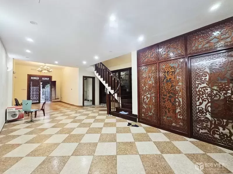 BÁN BIỆT THỰ CAO CẤP – NỞ HẬU – KHU VIP – TRUNG TÂM CẦU GIẤY