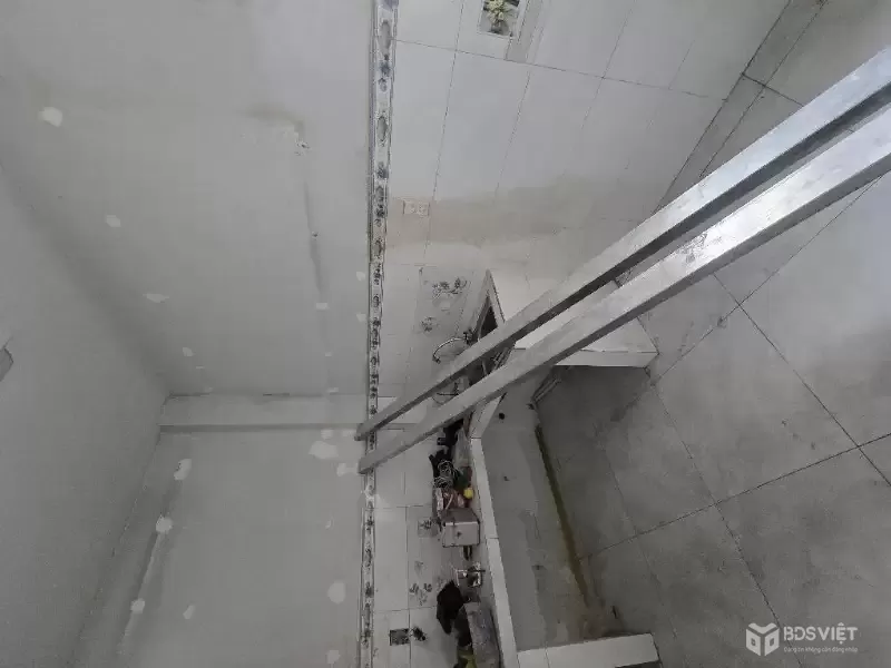 Bán nhà 2 tầng - Hẻm xe hơi - miếu gò xoài - 34m2 - giá dưới 3 tỷ hiếm có
