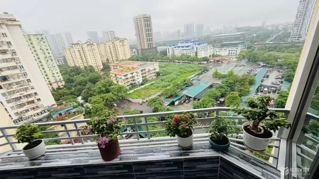 KDT NAM TRUNG YÊN 2 NGỦ 2 WC-NỘI THẤT MỚI TINH- 75M GIÁ CHỈ 6,1 TỶ
