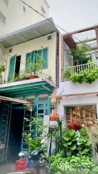 Bán nhà Huỳnh Văn Bánh Q.PN - DT 42m2, hẻm ô tô, cách MT 2 căn - 9.3 TỶ