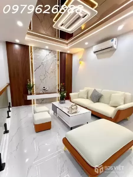 SIÊU HOT HIT HÀNG HIẾM BAY TRONG NGÀY - TRUNG TÂM THANH XUÂN - NGÕ VIP. 41x6 tầng.