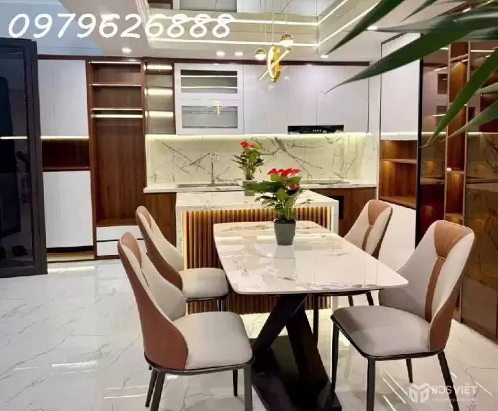 SIÊU HOT HIT HÀNG HIẾM BAY TRONG NGÀY - TRUNG TÂM THANH XUÂN - NGÕ VIP. 41x6 tầng.