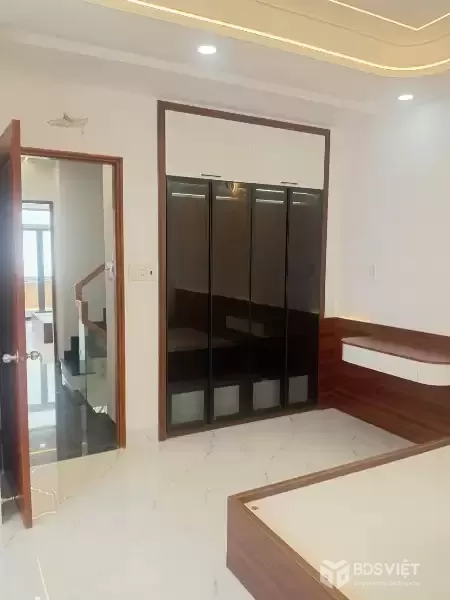 Góc 2 MT Hxh – Chiến Lược - Bình Trị Đông - Bình Tân - 71m2 - 5T - 5PN – Chỉ 7Ty