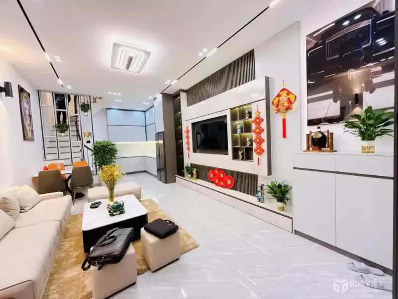 Sở hữu ngay nhà phố Bà Triệu – trung tâm Hà Đông, 33m², 5 tầng, giá chưa đến 7 tỷ