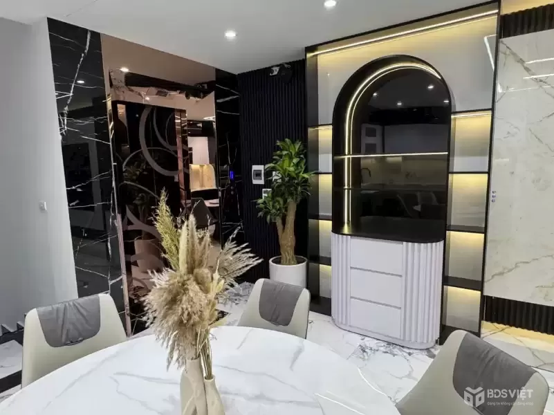 Mở BÁN căn nhà 8 tầng phố ĐÀM QUANG TRUNG - LONG BIÊN