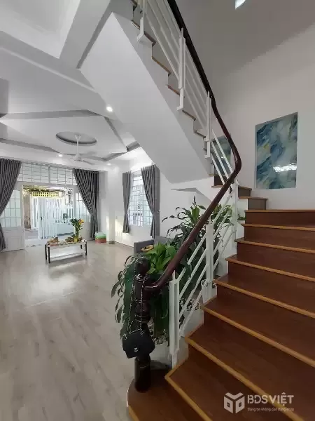 Bán nhà trung tâm Nhà Bè giá tốt 4x16 -oto- 4ty850