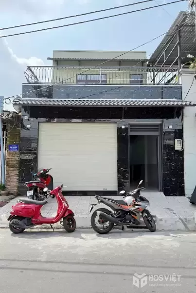 Bán Nhà Mặt Tiền Đường Ngay Đại Học Tôn Đức Thắng Quận 7 – Thu Nhập 80 Triệu/Tháng