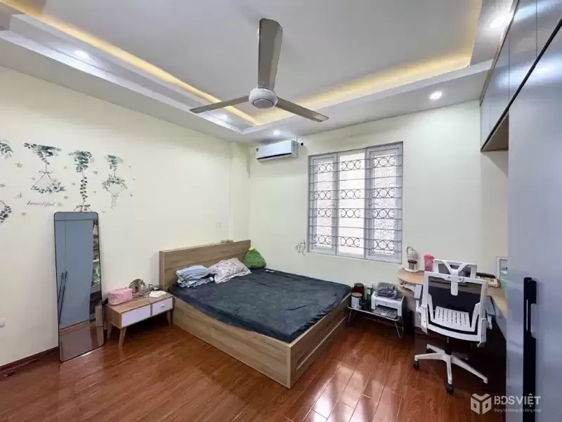  Bán nhà ngõ Hòa Bình 7 Minh Khai Hai Bà Trưng hà Nội DT 37m2x5T mặt tiền rộng