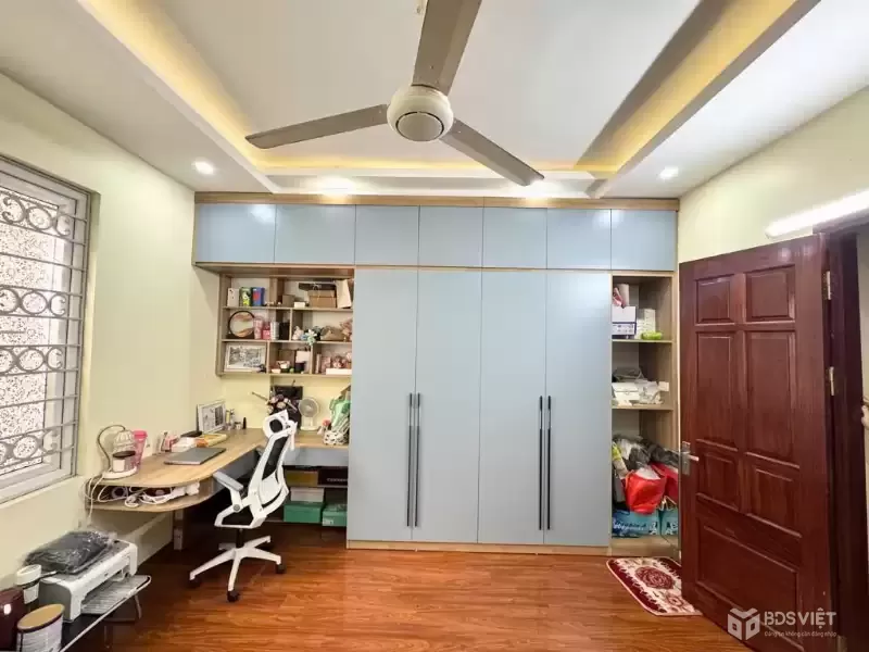  Bán nhà ngõ Hòa Bình 7 Minh Khai Hai Bà Trưng hà Nội DT 37m2x5T mặt tiền rộng