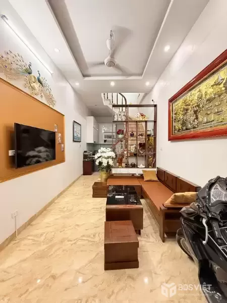 NHANH TAY! Nhà Lĩnh Nam 4 tầng, 30m2, nhỉnh 4 tỉ - Giá tốt nhất Hoàng Mai!