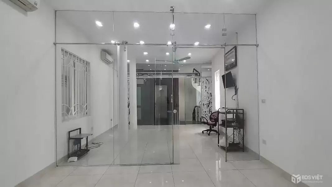 BÁN NHÀ LÔ GÓC – 3 MẶT THOÁNG – 6 TẦNG THANG MÁY – NGÕ Ô TÔ TRÁNH – CÁCH TRẦN DUY HƯNG 10M – 18.9 TỶ