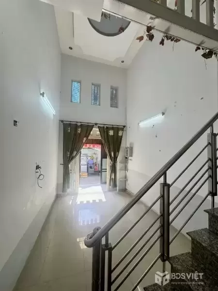Bán nhà 3 tầng 32m2 - hẻm 1/ Liên Khu 7-13, Đường 13A - Bình Tân - Chỉ hơn 3 tỷ