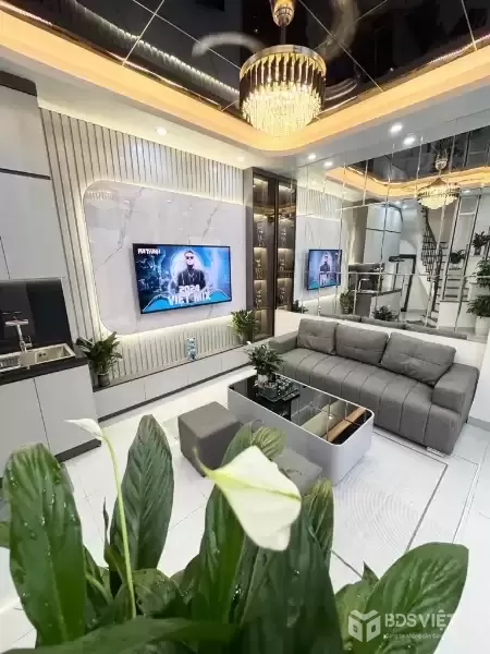 KIM MÃ-DT 30M 5 TẦNG 3 NGỦ  GIÁ 6,880 TỶ-NỘI THẤT ĐẸP MỚI