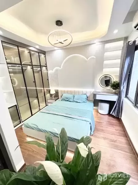 KIM MÃ-DT 30M 5 TẦNG 3 NGỦ  GIÁ 6,880 TỶ-NỘI THẤT ĐẸP MỚI