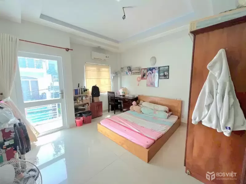 Bán Nhà Xe Hơi Vào Tận Nơi – Đường Trước Nhà 8m – Huỳnh Tấn Phát Nhà Bè