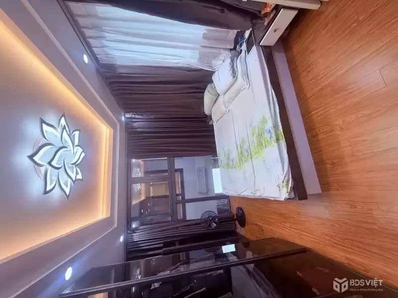 Bán nhà mặt tiền Hồng Bàng, 4 tầng kiên cố, 50M2, nội thất xịn xò, Trung tâm Q11, hơn 7 tỷ