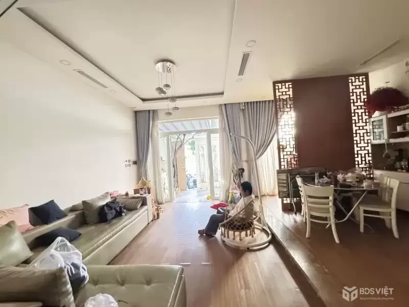 BÁN NHÀ MINI VILLAS ĐƯỜNG SỐ 8, LINH XUÂN, THỦ ĐỨC - 4 TẦNG - LÔ GÓC 2 MẶT TIỀN - HẺM XE HƠI THÔNG - 82M2 - CHỈ 4.95 TỶ.