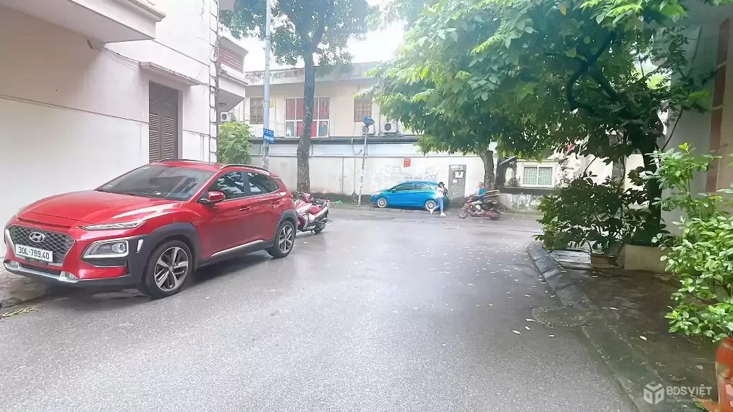 BÁN GẤP NHÀ KHU ĐÔ THỊ VĂN QUÁN HÀ ĐÔNG ,MĂT PHỐ, LÔ GÓC  - TRUNG TÂM KĐT VĂN QUÁN - KINH DOANH, VĂN PHÒNG CỰC ĐỈNH - VỈA HÈ, ĐƯỜNG TRƯỚC NHÀ 7M - 3 THOÁNG Ô TÔ TRÁNH ĐỖ CHỈ HƠN 20 TỶ