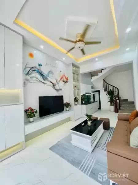HOA BẰNG-DT 35M-7,950 TỶ-30M RA PHỐ,THOÁNG TRƯỚC SAU,FULL NỘI THẤT