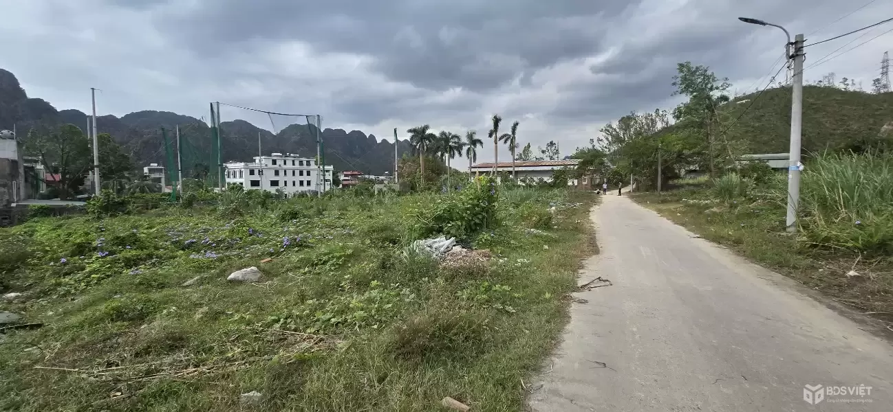 Bán đất đường QL 18 - đường Nguyễn Đức Cảnh, Quang Hanh, Cẩm Phả, Quảng Ninh, 1800m, MT 60m, miễn TG